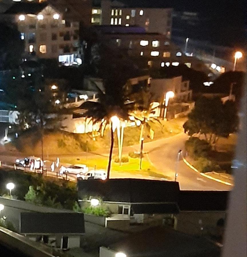 Umdloti Holiday Resort Apartment 514 - Amazing Breaker & Ocean Views エクステリア 写真
