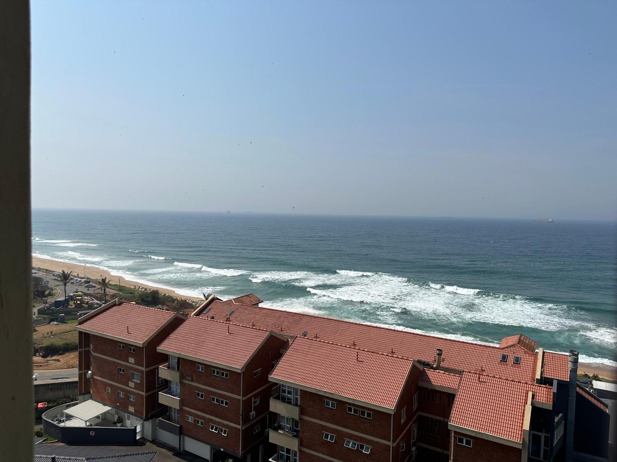 Umdloti Holiday Resort Apartment 514 - Amazing Breaker & Ocean Views エクステリア 写真